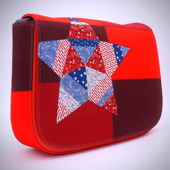 😎 Hilfiger Red Patchwork Star Crossbody Handbag Collection Blue Italy Silver - Picture 1 of 11